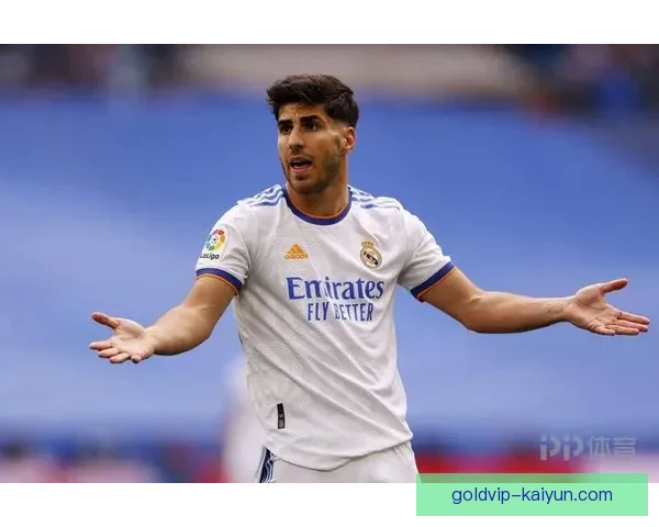 阿森西奥在西班牙国家队中的表现稳健，备受关注的前锋近期状态回暖